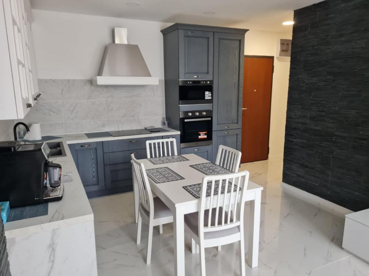 Apartament มารินา จูเลีย ภายนอก รูปภาพ