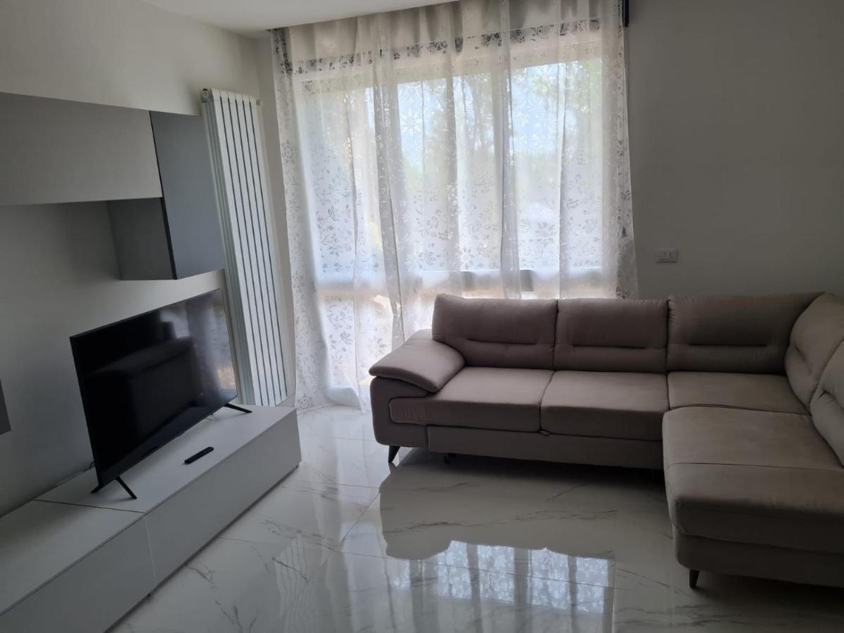Apartament มารินา จูเลีย ภายนอก รูปภาพ